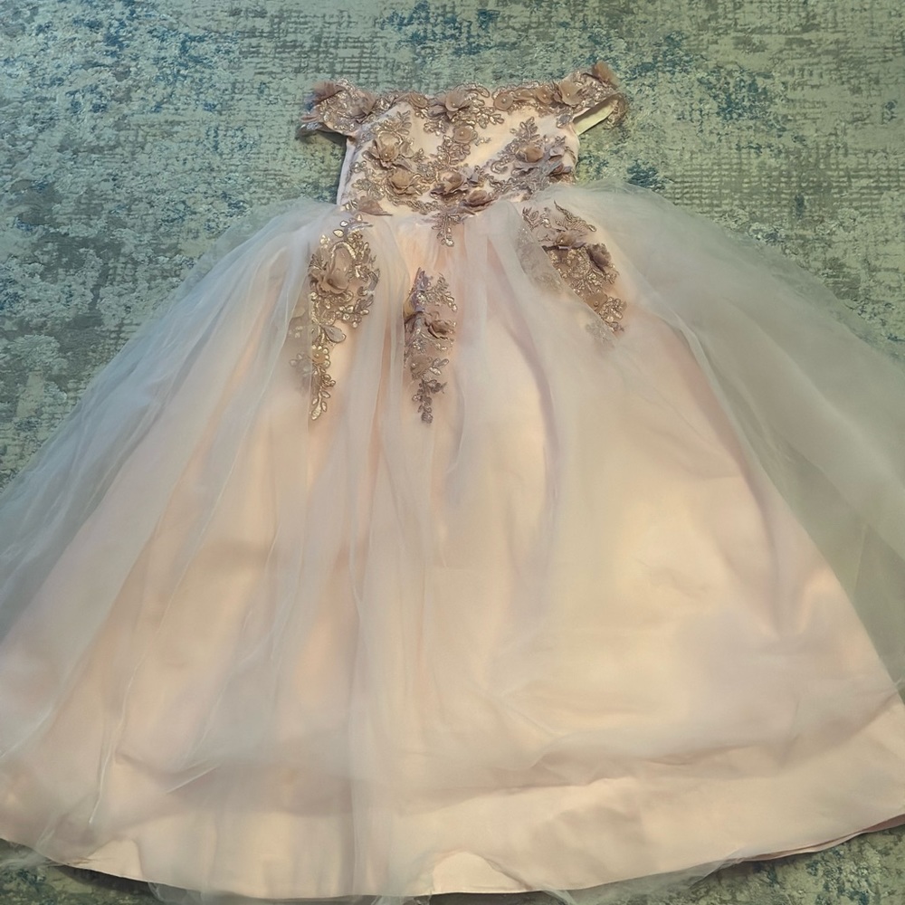 Girl dress for age 6 year old